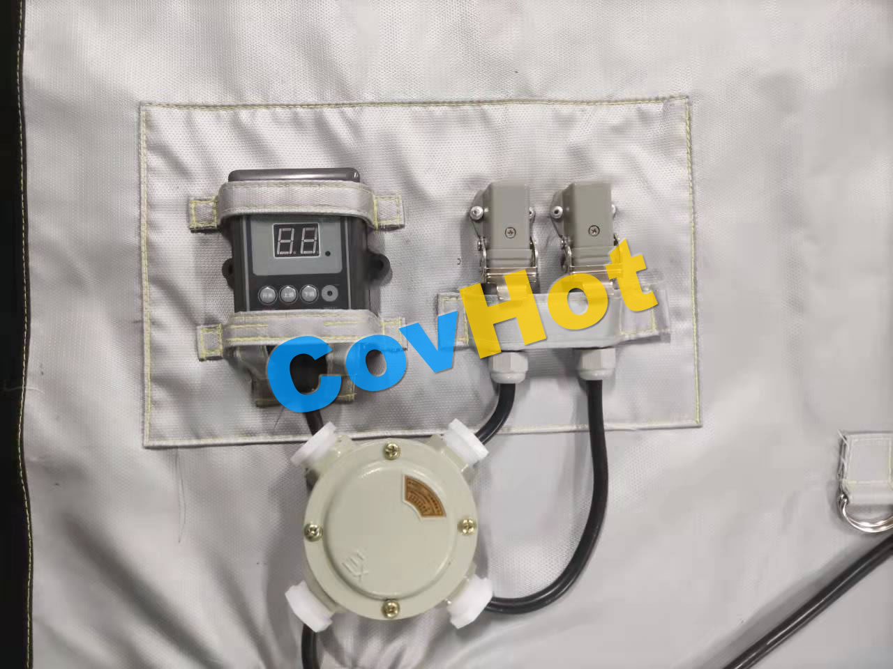 電伴熱<a href=http://www.szmovies.cn/e/tags/?tagname=%E4%BF%9D%E6%B8%A9%E5%A5%97 target=_blank class=infotextkey>保溫套</a>